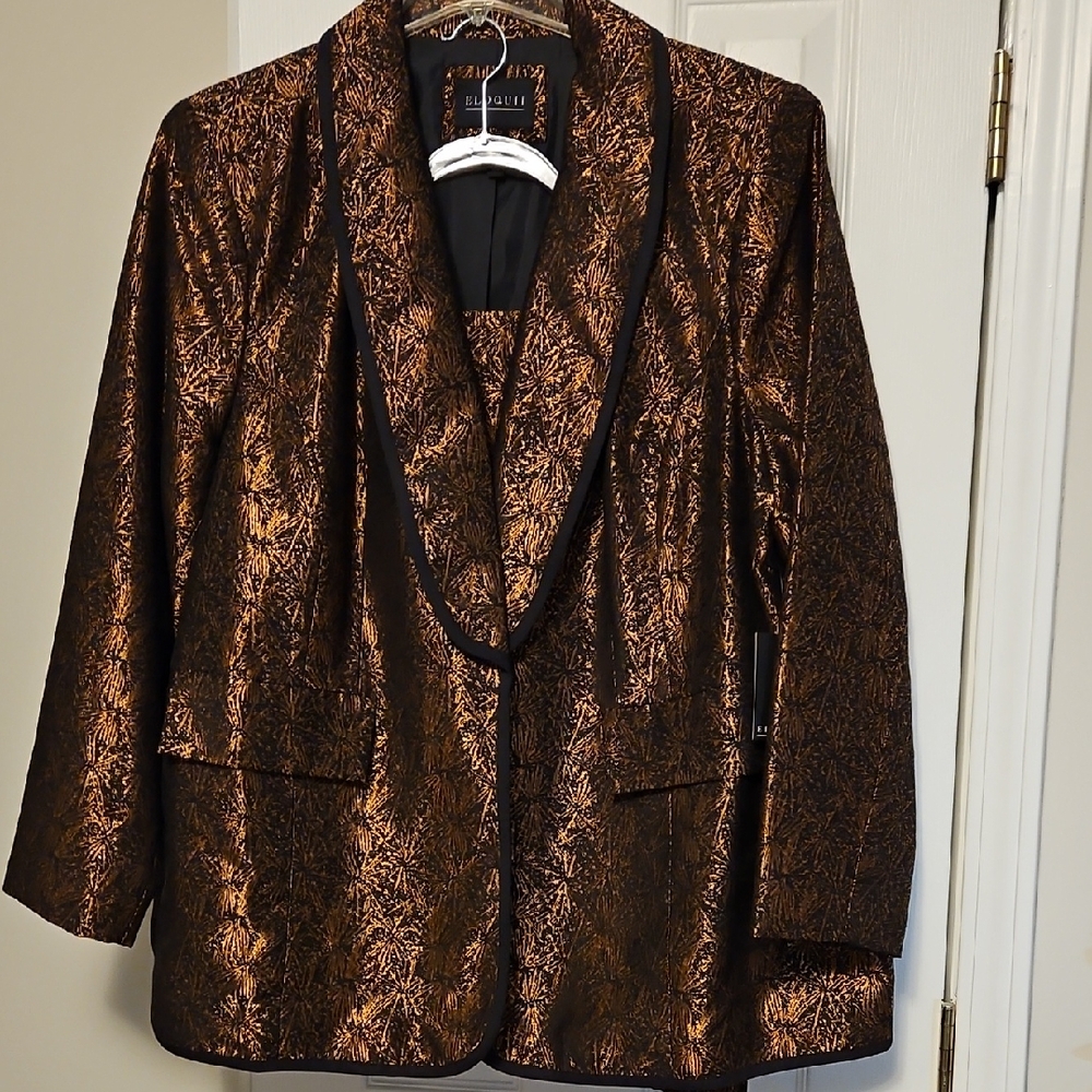 ELOQUII Metallic Black and Bronze Blazer and matching slacks